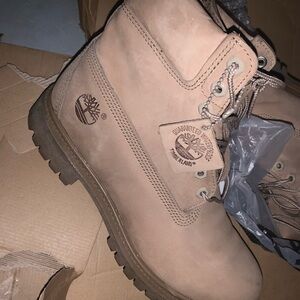 Timberland Men's 6” Tan Premium Boots